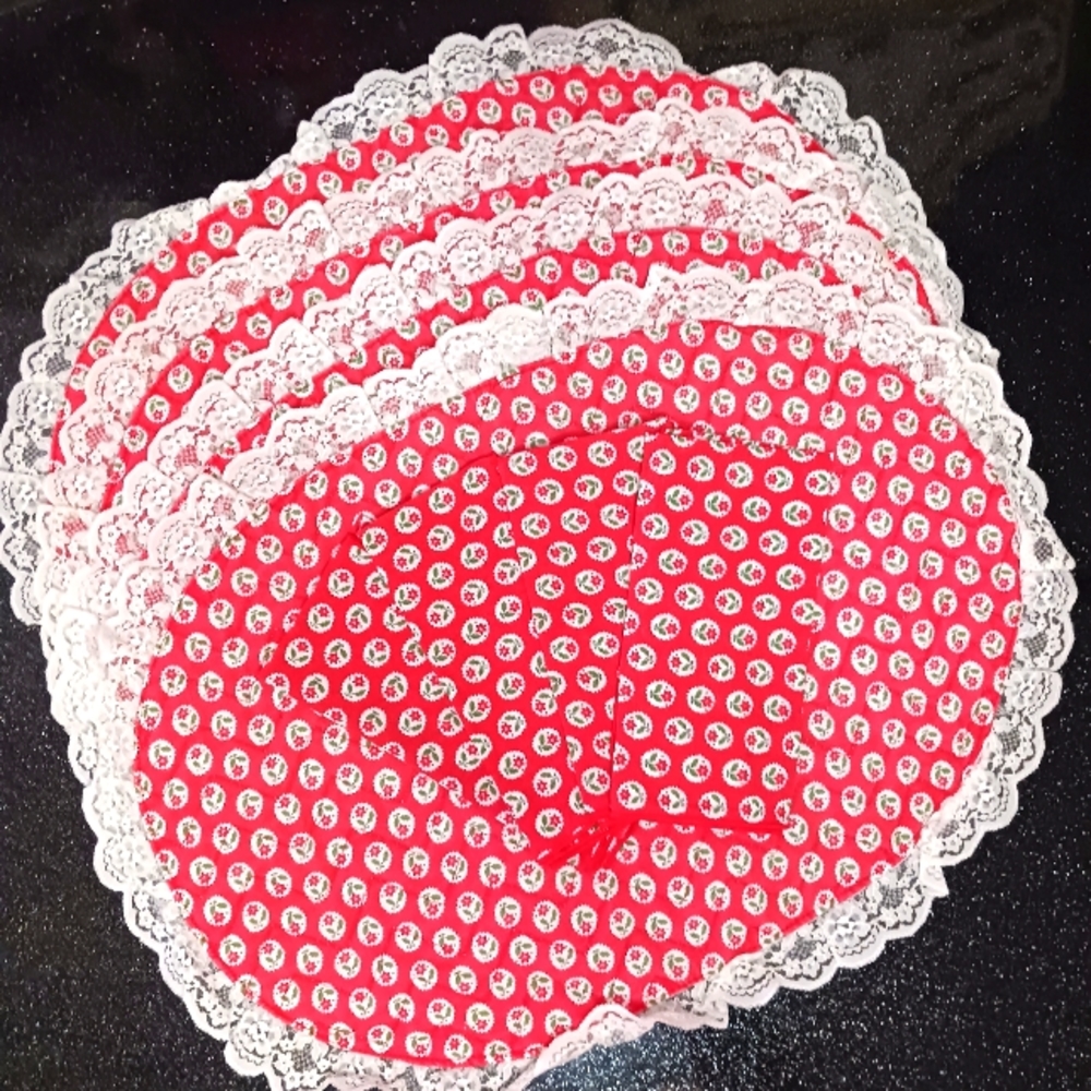 Poinsettia Placements & Fabric Napkin Set of 4.